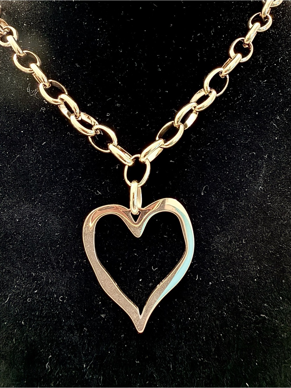 Gold Heart Link Necklace-New without tags-Stainless Steel